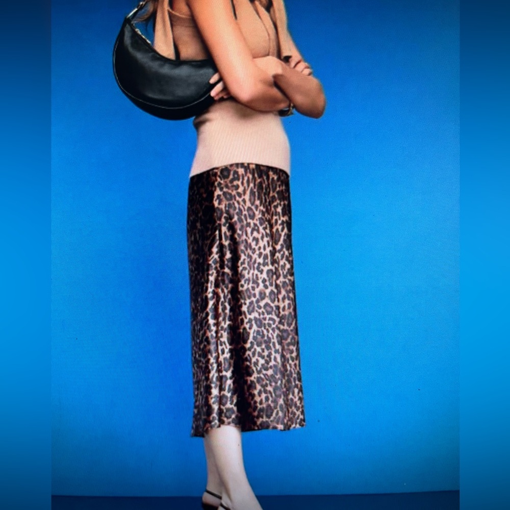 TALBOTS LEOPARD PRINT SATIN MIDI SKIRT SIZE 6 NWT! - Picture 2 of 5